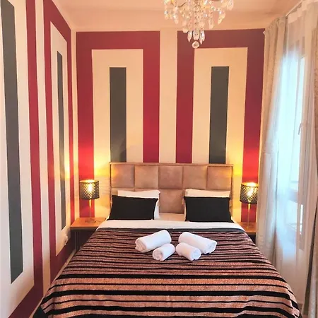 Delightful Sultanahmet I